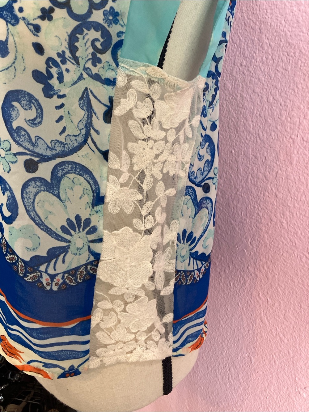 FARM Rio Aqua Blue Butterfly & Floral Sleeveless Blouse Size S - Picture 3 of 5